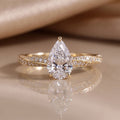 Pear Cut Lab-Grown Diamond Engagement Ring with Twisted Pavé Band | 14K Gold