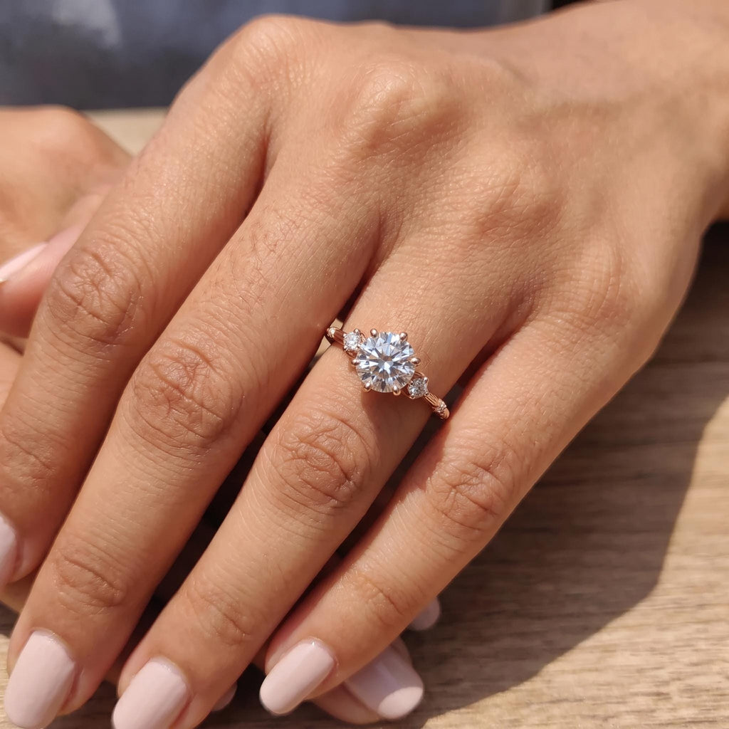 Vintage Round Lab-Grown Diamond Engagement Ring | 14K Gold