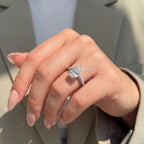 Pear Cut Lab-Grown Diamond Engagement Ring with Twisted Pavé Band | 14K Gold